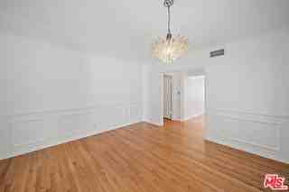 2124 Hillsboro Ave - Photo 7 of 8