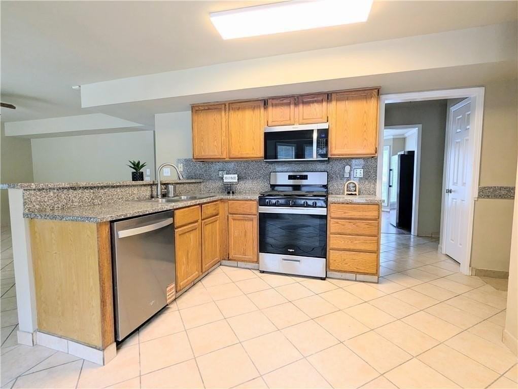 830 Meadowsong Cir - Photo 6 of 13