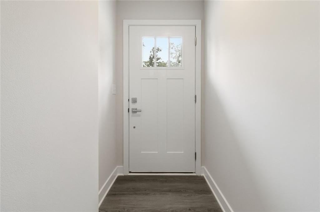856 Woods Chapel Rd - Photo 6 of 37