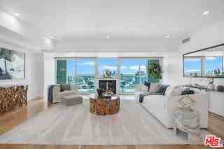 13600 Marina Pointe Dr #1507 - Photo 6 of 8