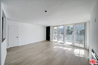 15 Spinnaker St #101 - Photo 5 of 8