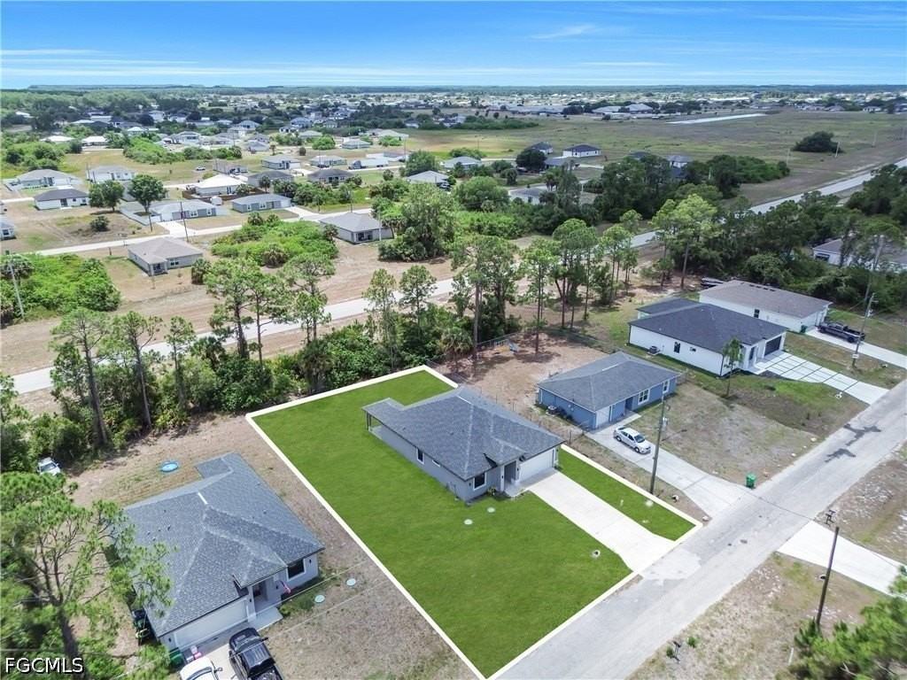 6007 Kumquat Cir - Photo 3 of 28