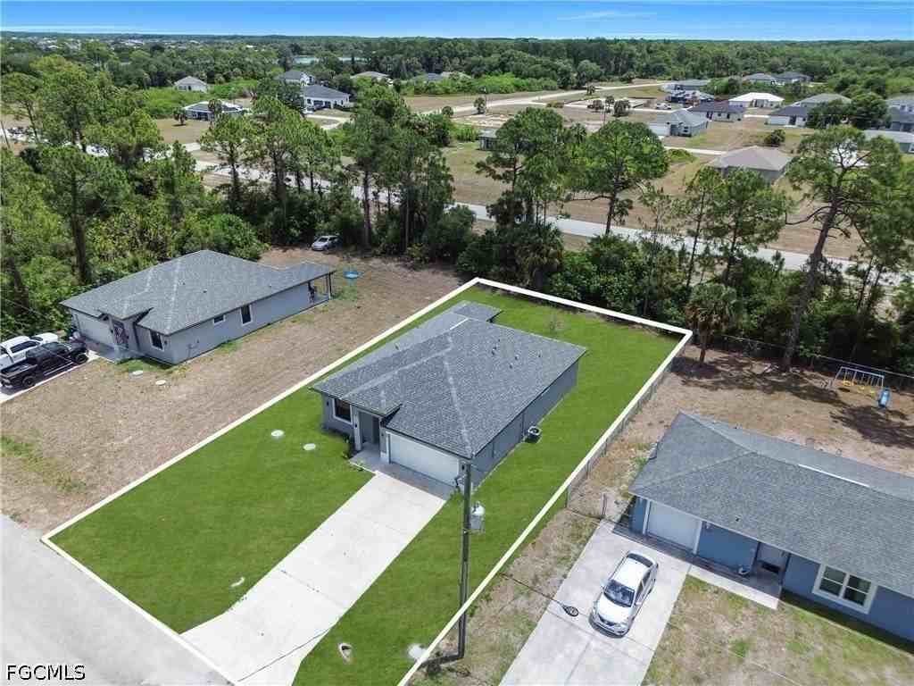 6007 Kumquat Cir - Photo 5 of 28