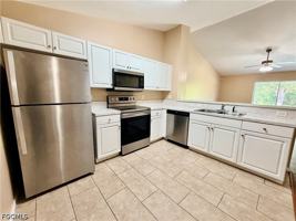 featured image of 346 Bell Blvd S