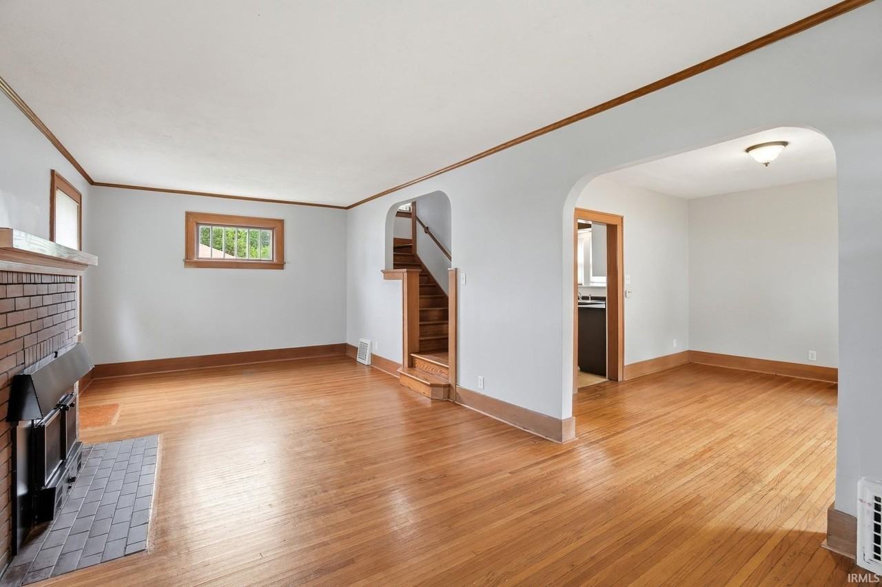 2508 Woodward Ave - Photo 5 of 27