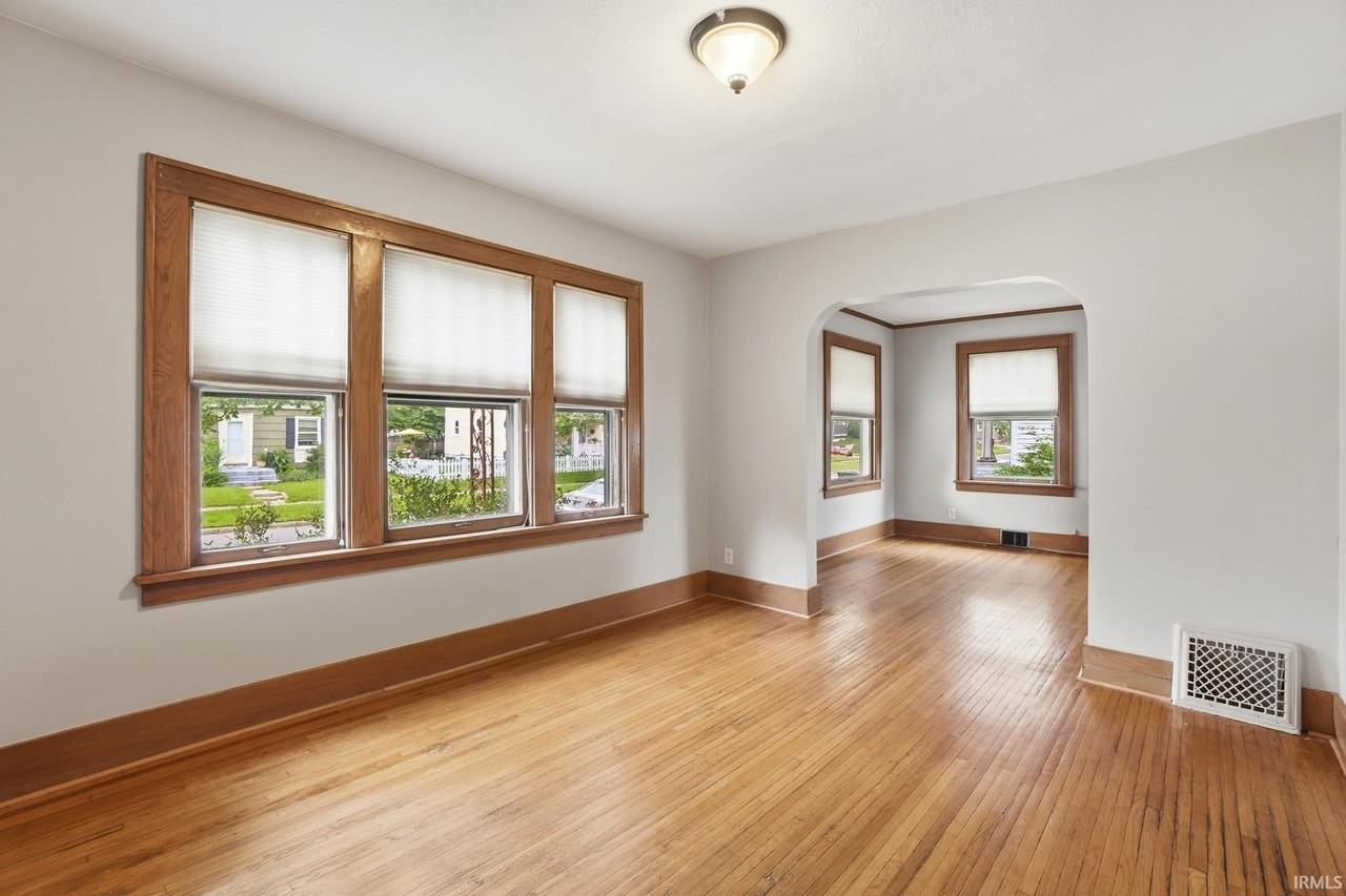 2508 Woodward Ave - Photo 6 of 27