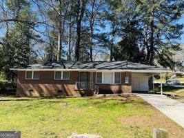 featured image of 2673 Fairlane Dr Se