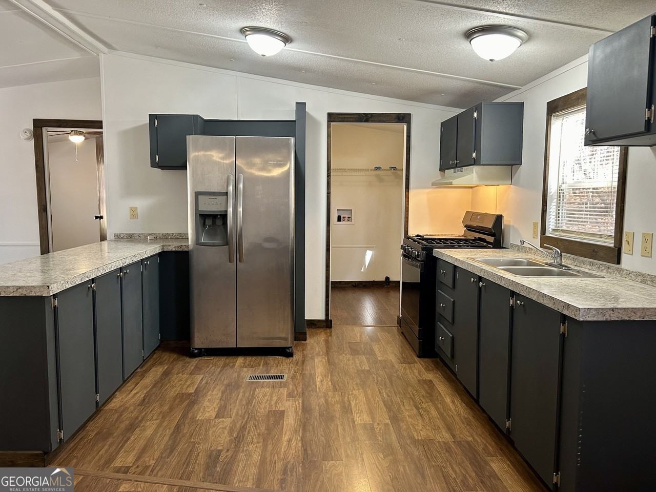 1503 J D Walton Rd - Photo 5 of 14
