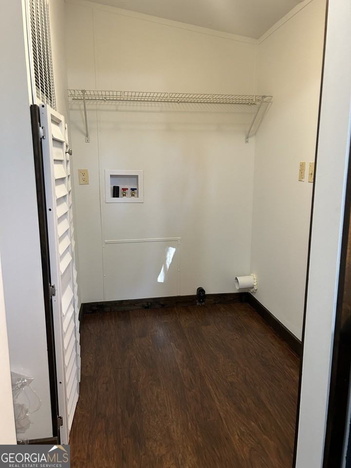 1503 J D Walton Rd - Photo 6 of 14