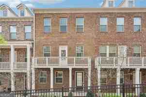 featured image of 741 Topsail Ln