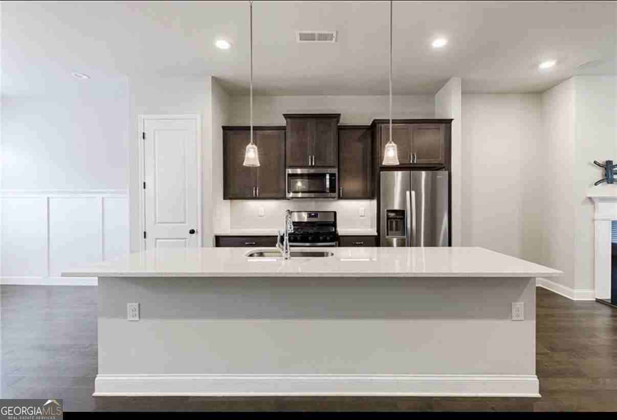 3312 Sangster Way - Photo 5 of 22