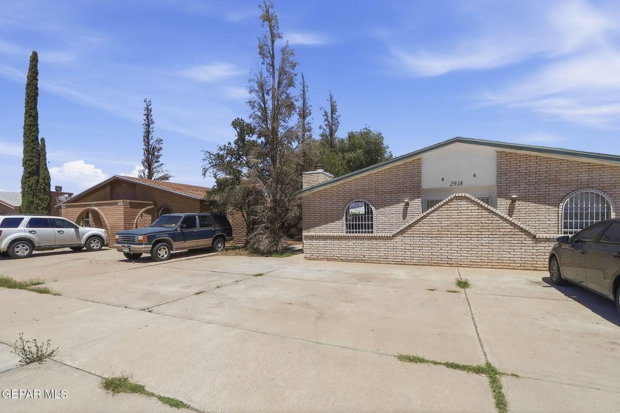 2918 E Glen Dr #B - Photo 3 of 28