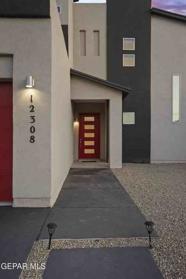12308 Desert Heights Ct - Photo 2 of 34