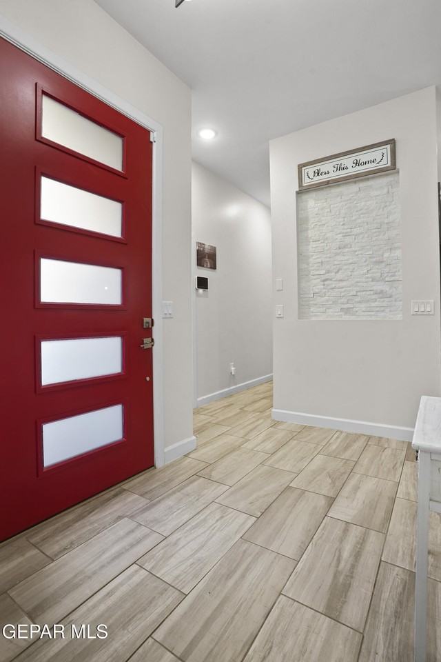 12308 Desert Heights Ct - Photo 3 of 34