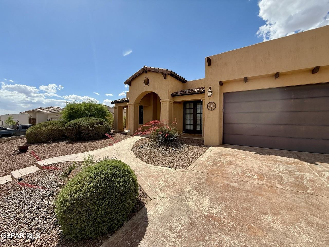 7331 Brays Landing Dr - Photo 3 of 42