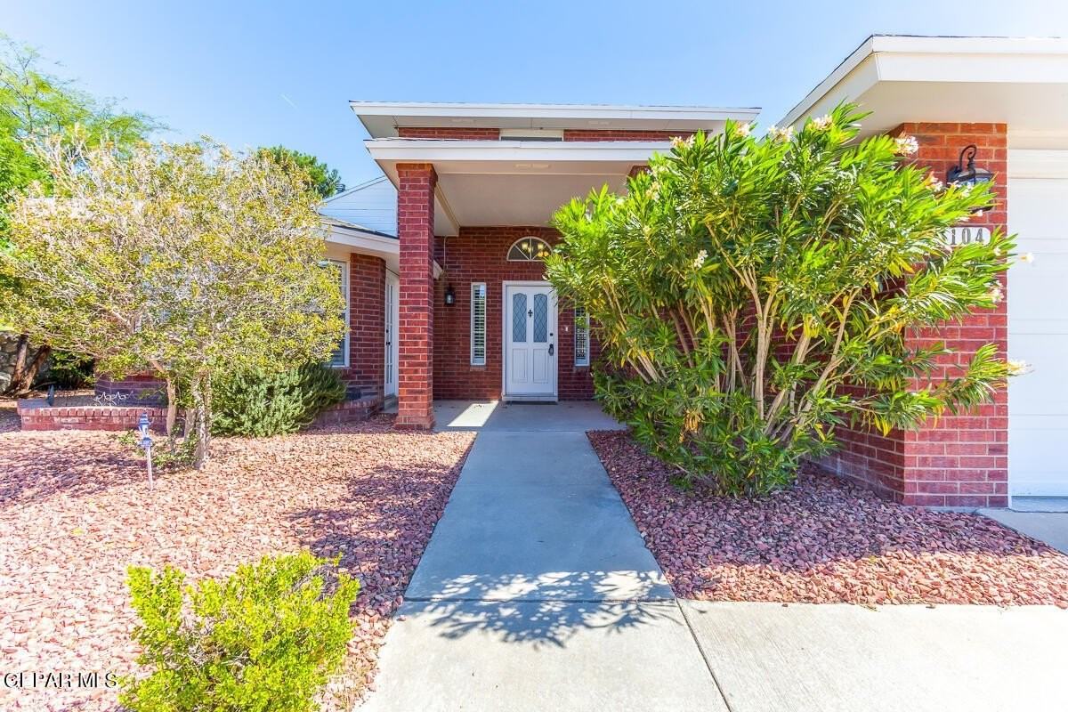 6104 La Posta Dr - Photo 4 of 30
