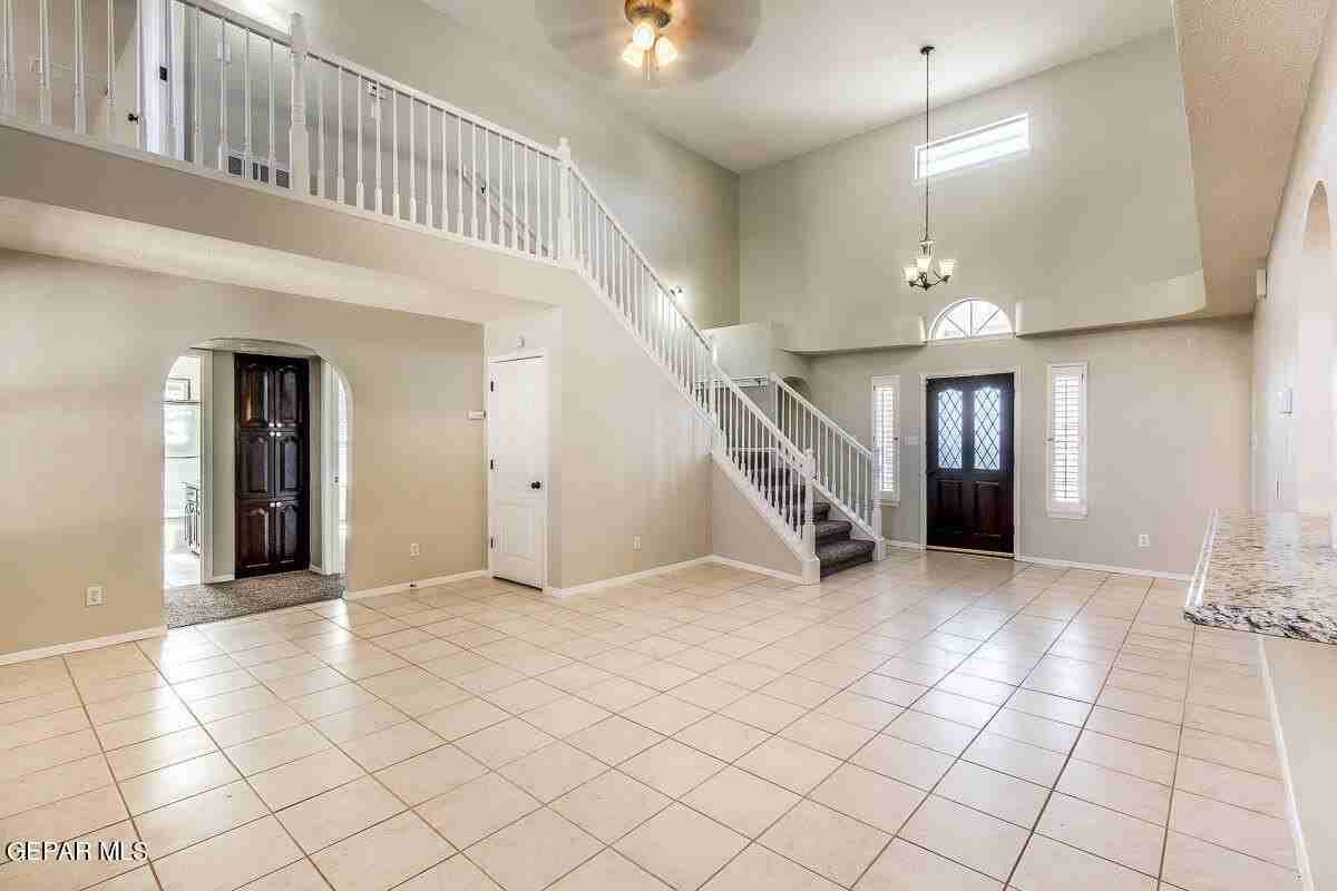 6104 La Posta Dr - Photo 7 of 30