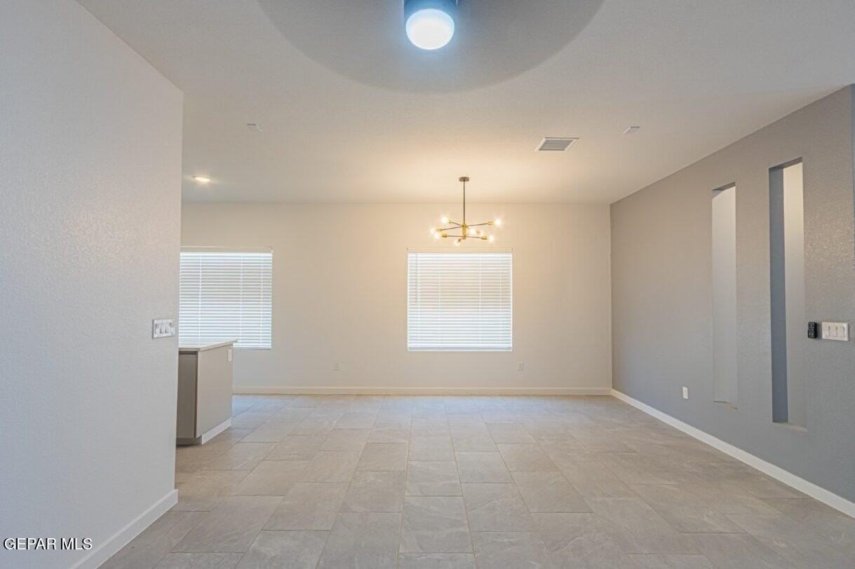 15168 Composition Ave - Photo 5 of 27