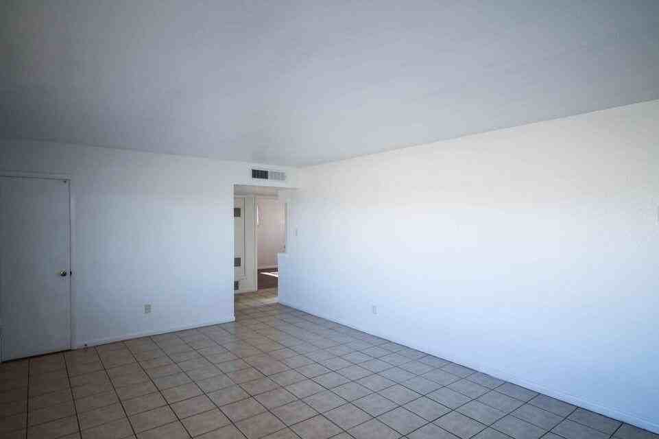 209 San Saba Rd - Photo 5 of 29