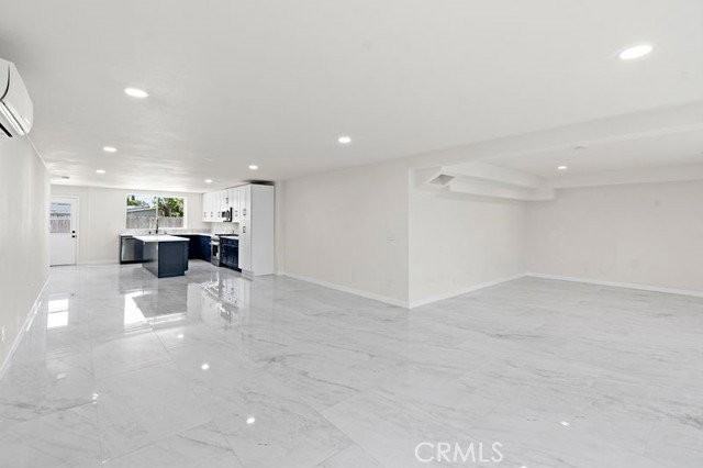 1580 San Bernardino Pl - Photo 4 of 8