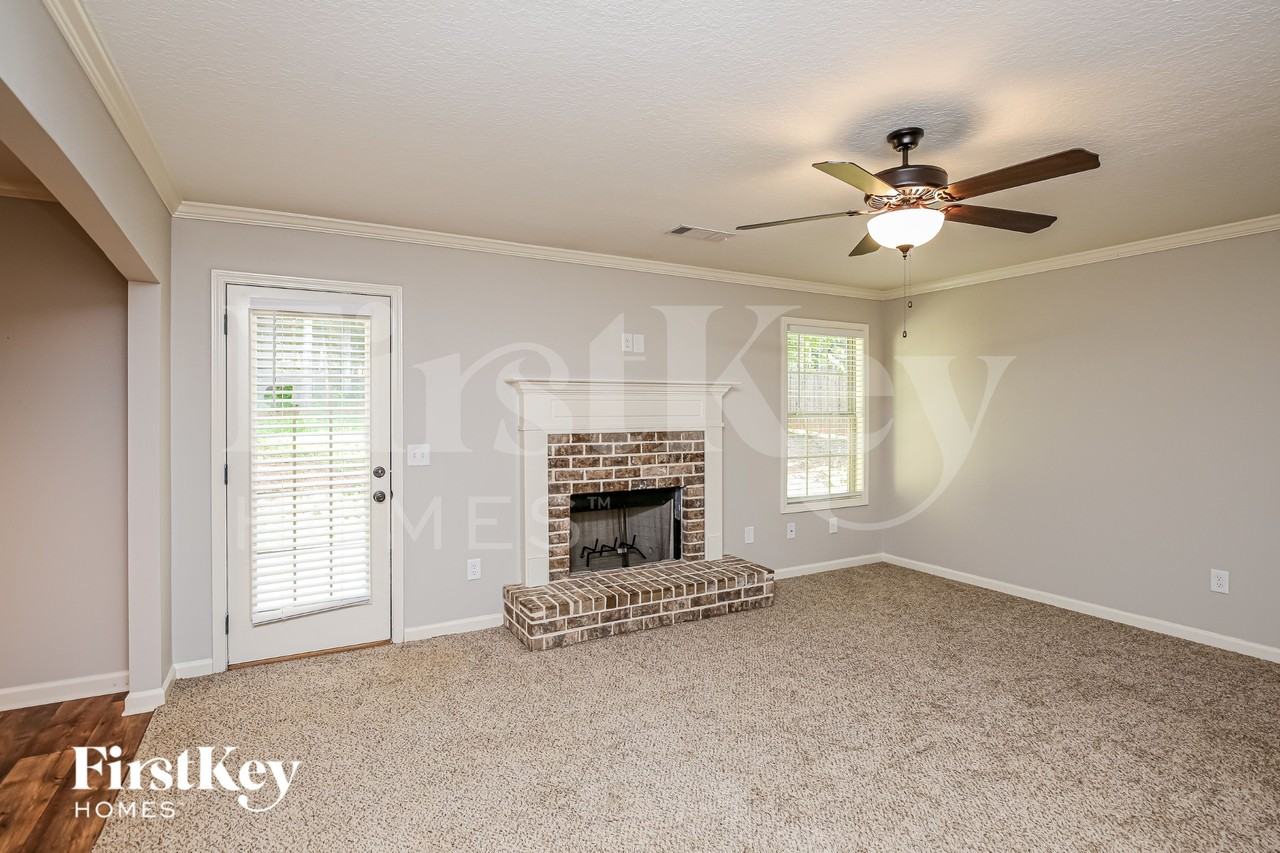 611 Peachtree Rd - Photo 4 of 16