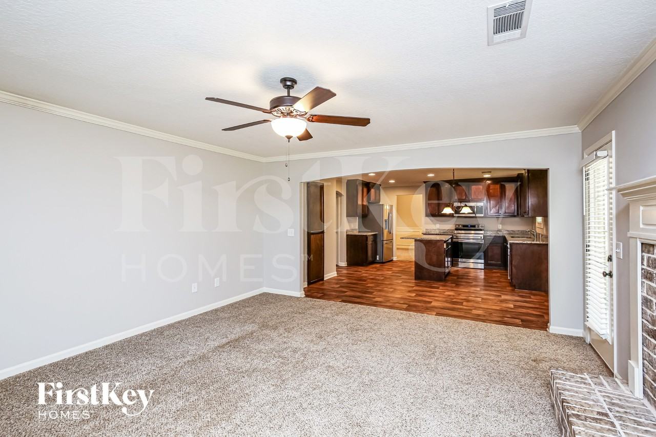 611 Peachtree Rd - Photo 5 of 16