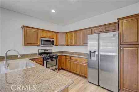 1581 Tustin Ave - Photo 2 of 8