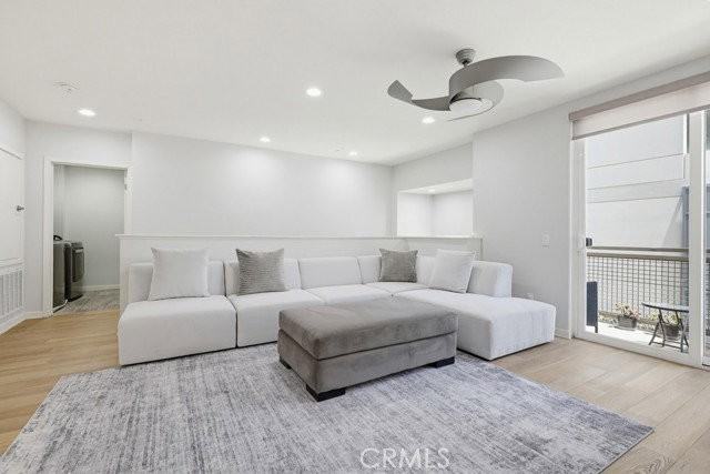 503 Rockefeller - Photo 2 of 8
