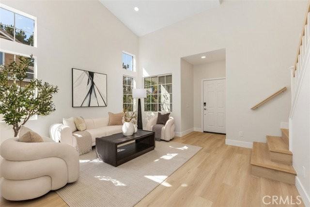 5 Chatri Cir - Photo 2 of 8