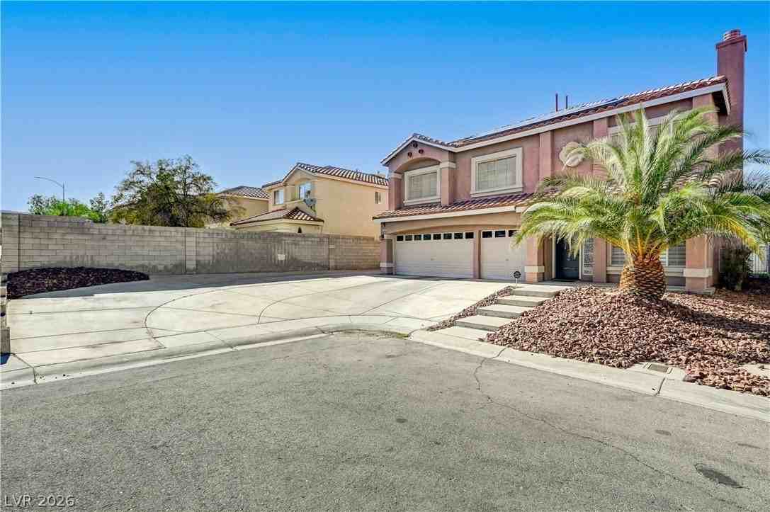 9748 Cathedral Stairs Ct - Photo 4 of 50