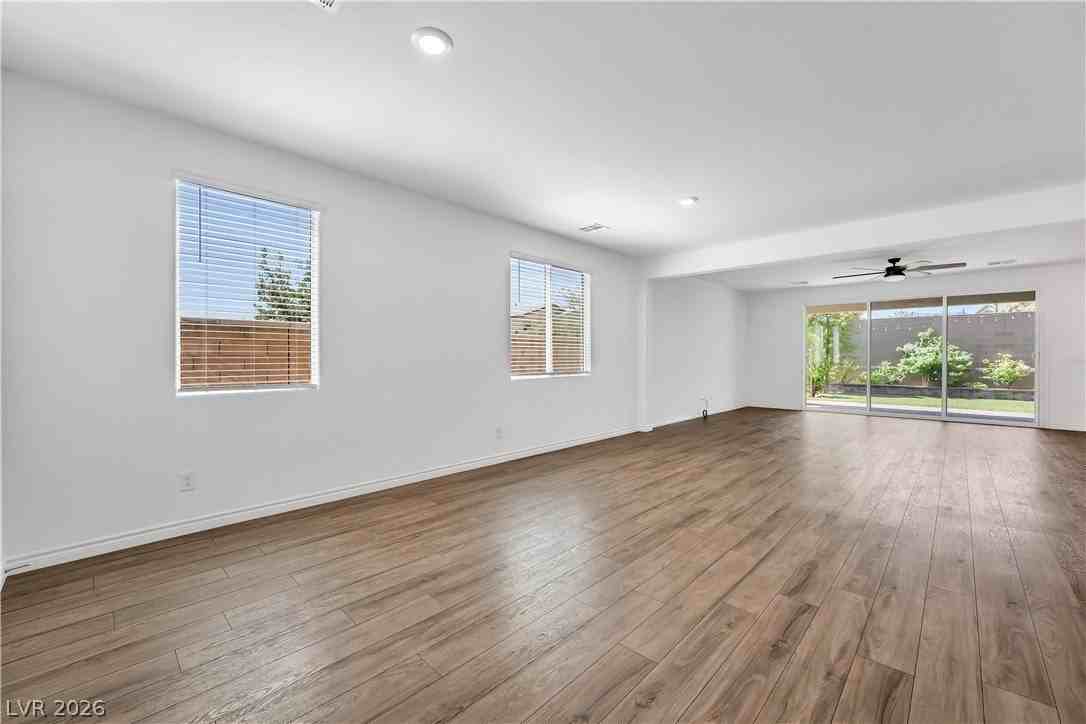 1611 Dire Wolf Ave - Photo 4 of 50