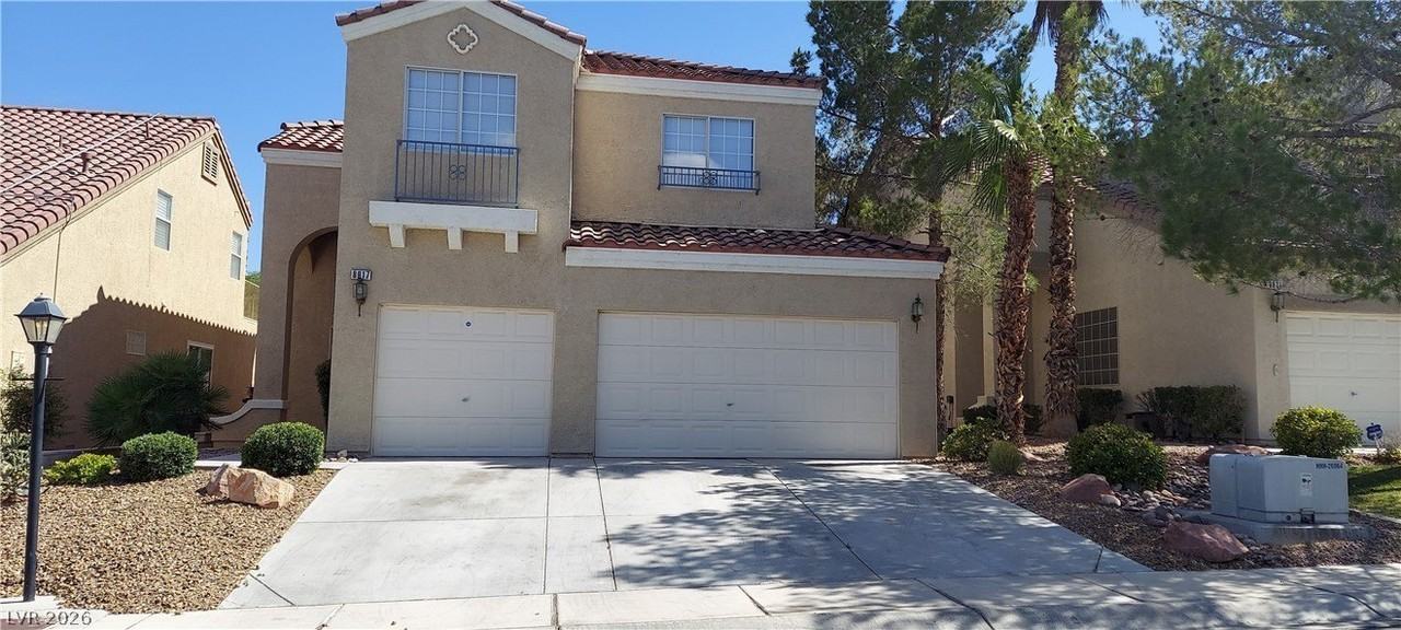 8917 Picket Fence Ave