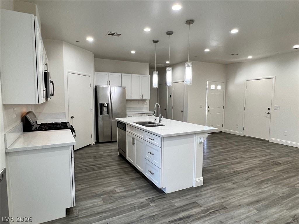 1586 Tilman Ln - Photo 6 of 20