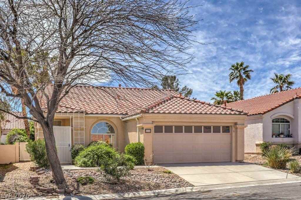 1712 Pinion Mesa Ct - Photo 2 of 35