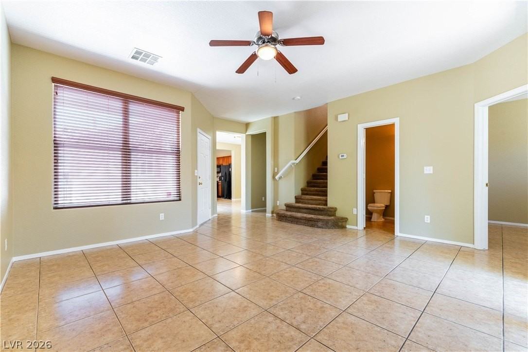9022 College Green St - Photo 4 of 13
