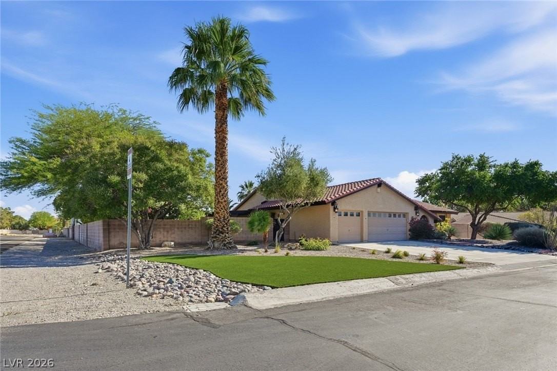 1410 S Monte Cristo Way - Photo 7 of 50