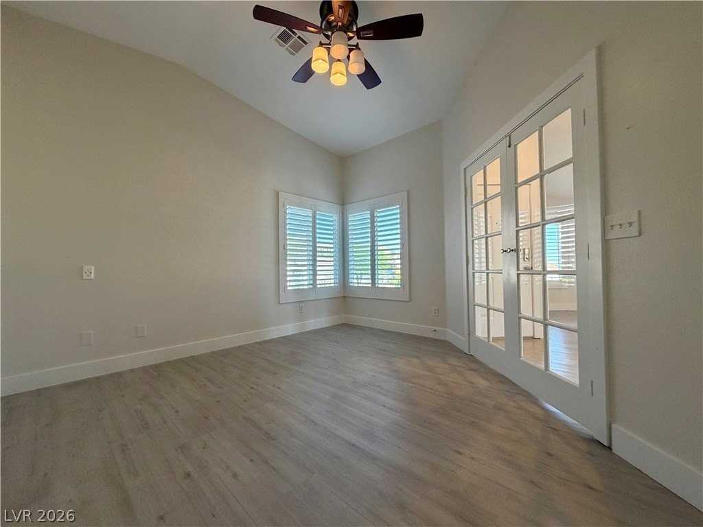 124 Lemongold St - Photo 4 of 19