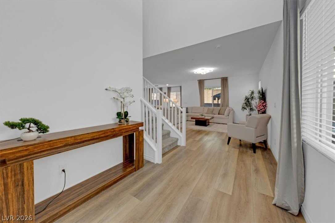 299 Mount Tyndall St - Photo 5 of 44