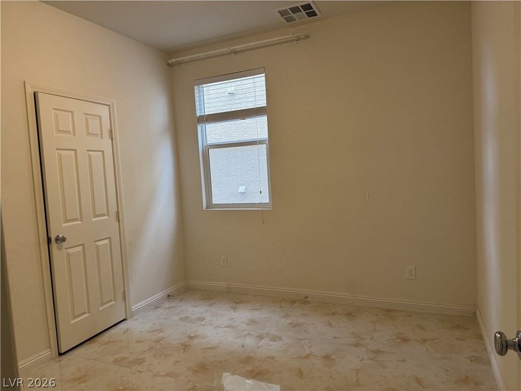 9379 Barcolobo Ave - Photo 6 of 19
