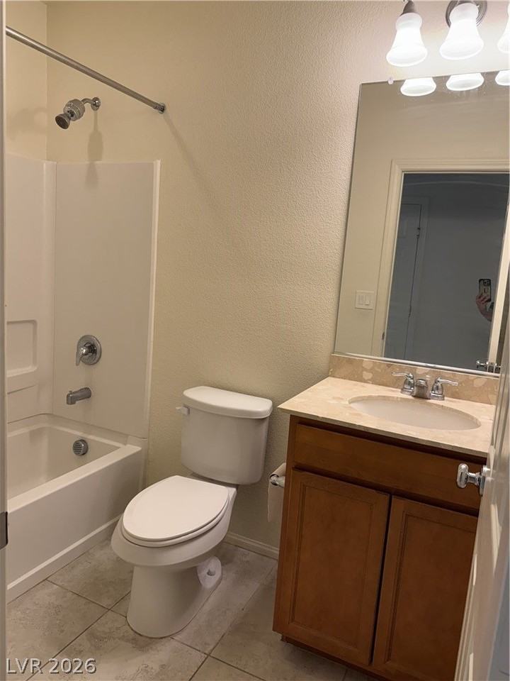 9379 Barcolobo Ave - Photo 7 of 19