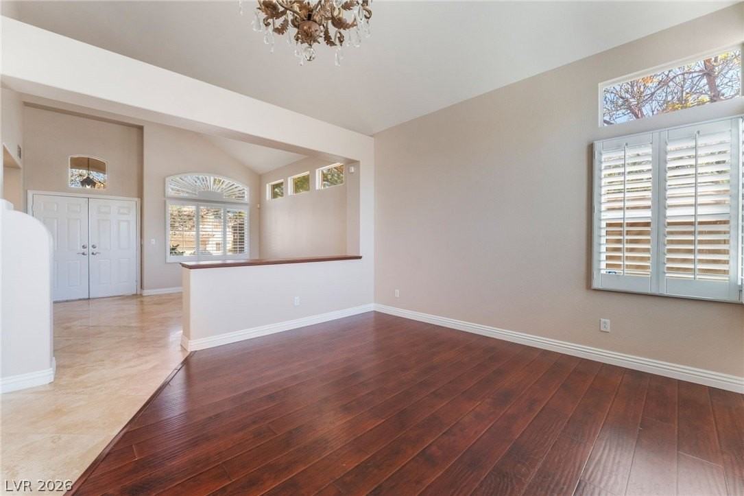 10401 Horseback Ridge Ave - Photo 5 of 23
