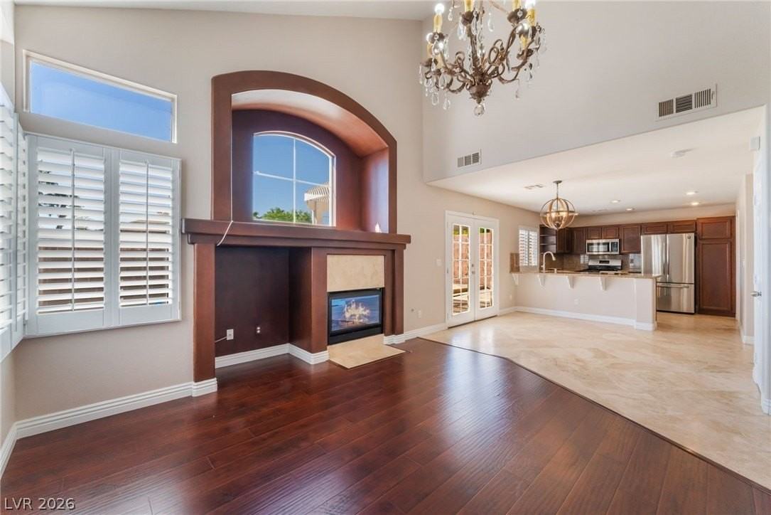10401 Horseback Ridge Ave - Photo 6 of 23