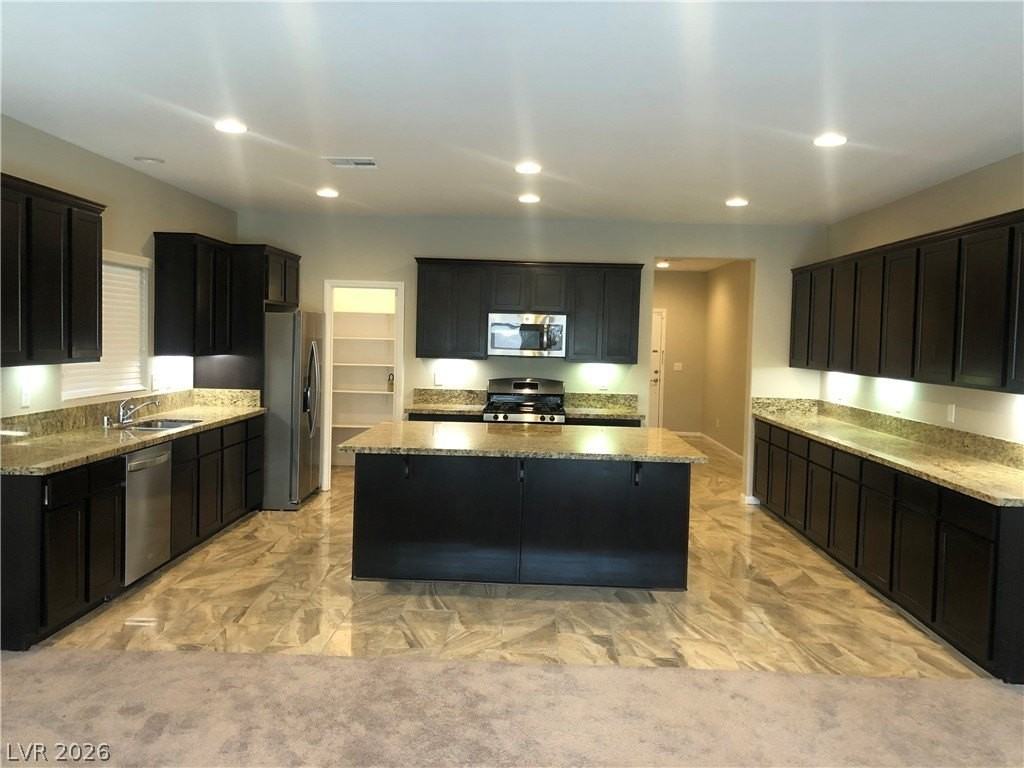 1513 Blues Ln - Photo 3 of 26