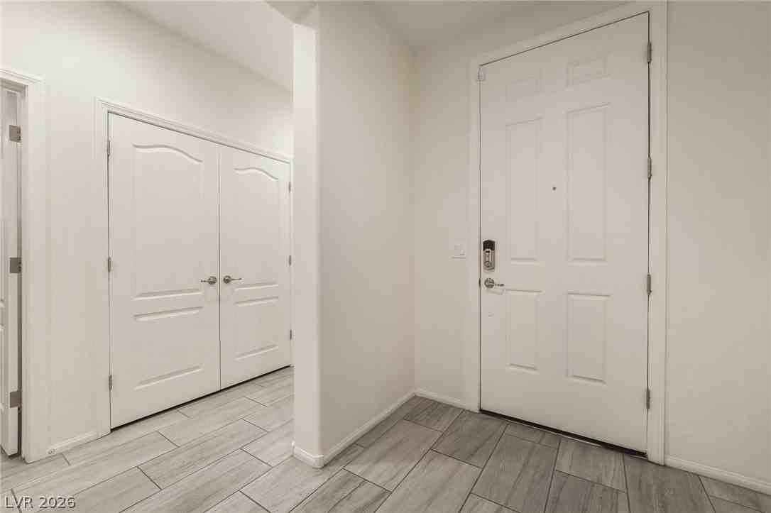 6244 Hambledon Hill Rd - Photo 4 of 32