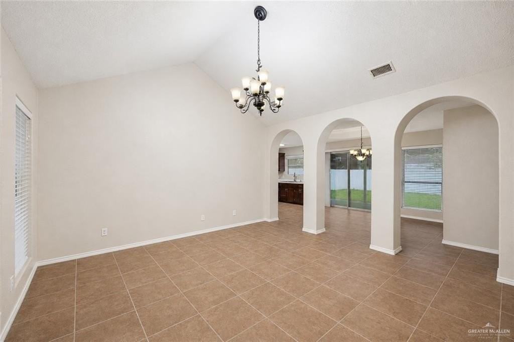3413 Yucca Ave - Photo 3 of 11