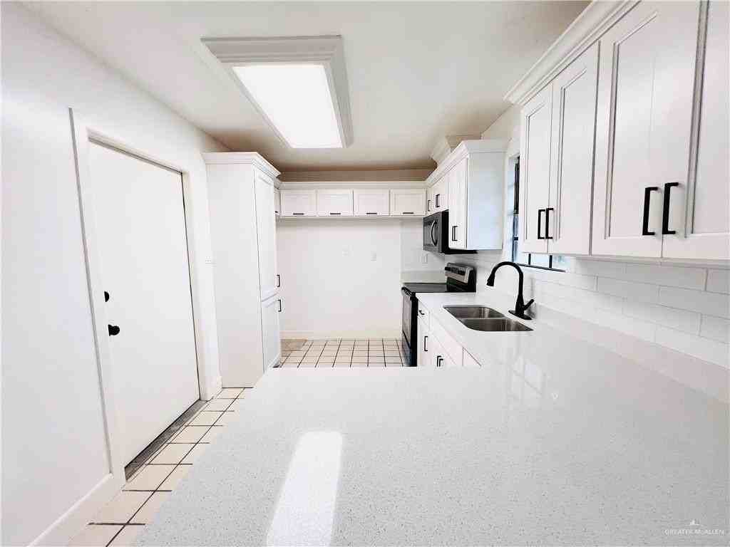 1905 Tierra Linda Cir W - Photo 7 of 15