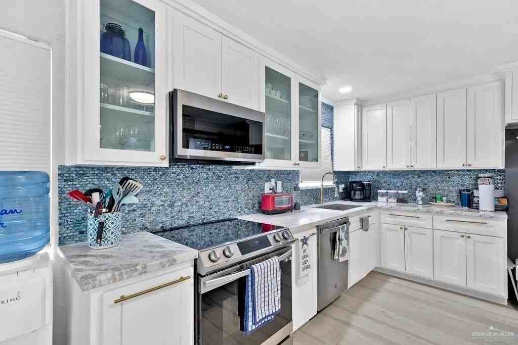 210 W Gardenia St #12 - Photo 6 of 19