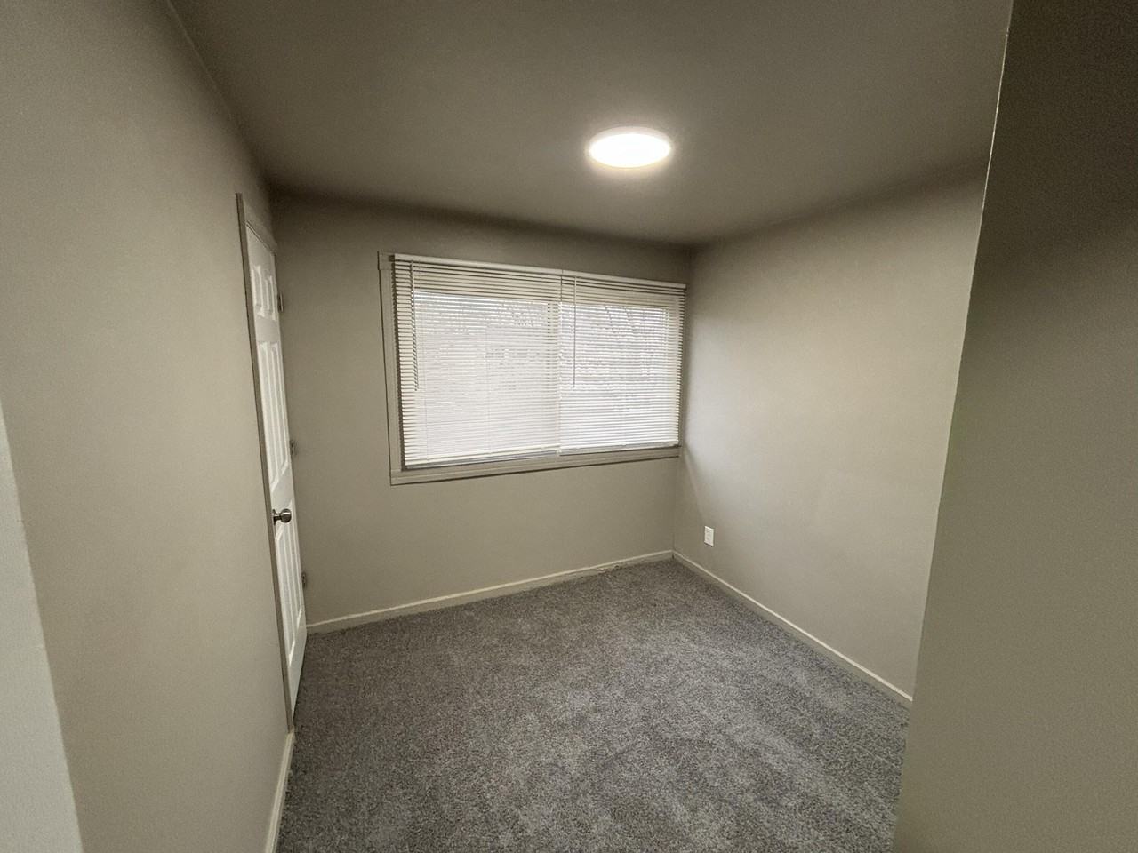 31807 Tuscola Ct - Photo 6 of 9