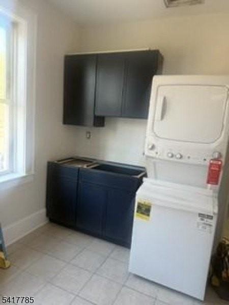 133 Grove St - Photo 2 of 6