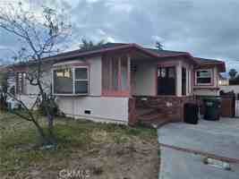 featured image of 205 E Bencamp St